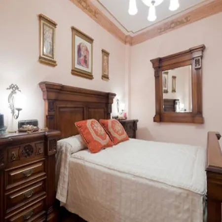 With 3 Bedrooms In Granada, With Wonderful View, Balcon Apartmán *